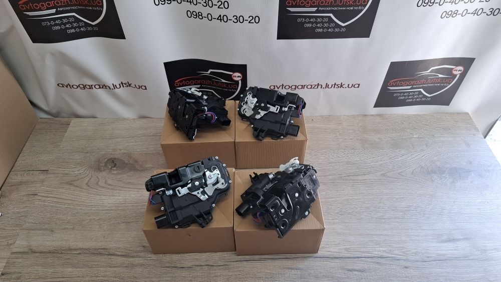 Замок дверки Golf 4 vw Skoda Seat  passat b5 Octavia Leon Toledo New