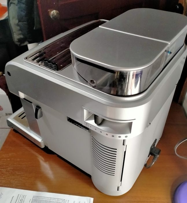 Кофемашина Saeco Royal One touch Cappuccino