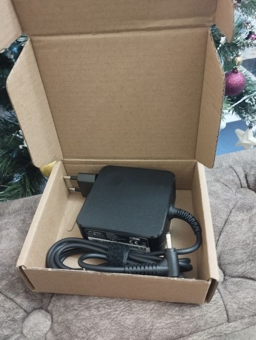 Зарядне до ноутбука lenovo 65w