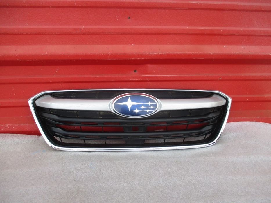 SUBARU  OUTBACK  Решетка радиатора  SILVER) лицензия  2020 2021 2022