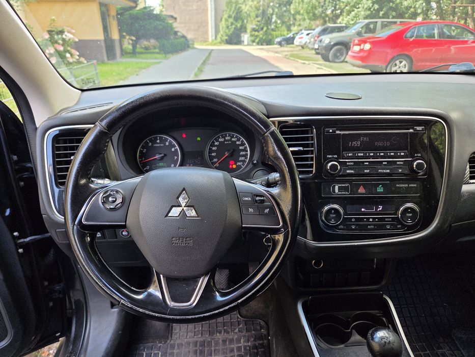 Mitsubishi Outlander 2017r lift 2.0 Benzyna LPG 4x4