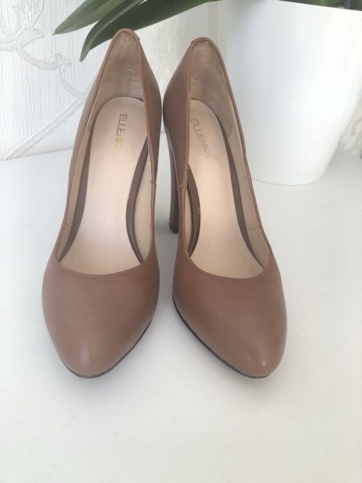 Женские туфли