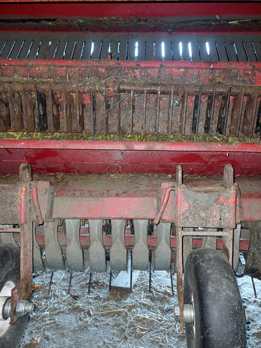 Przyczepa samozbierajaca