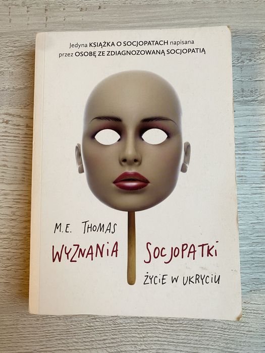 Wyznania socjopatki M.E. Thomas