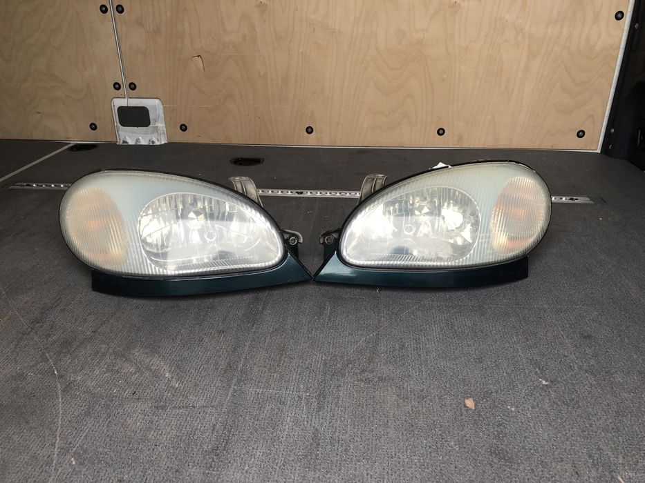 Продам фари Ланос-Сенс в хорошому стані комплектовані