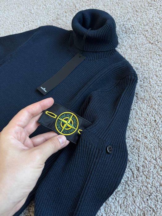 Гольф Stone Island (шерстянной)