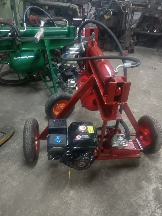 Дровокол гідравлічний