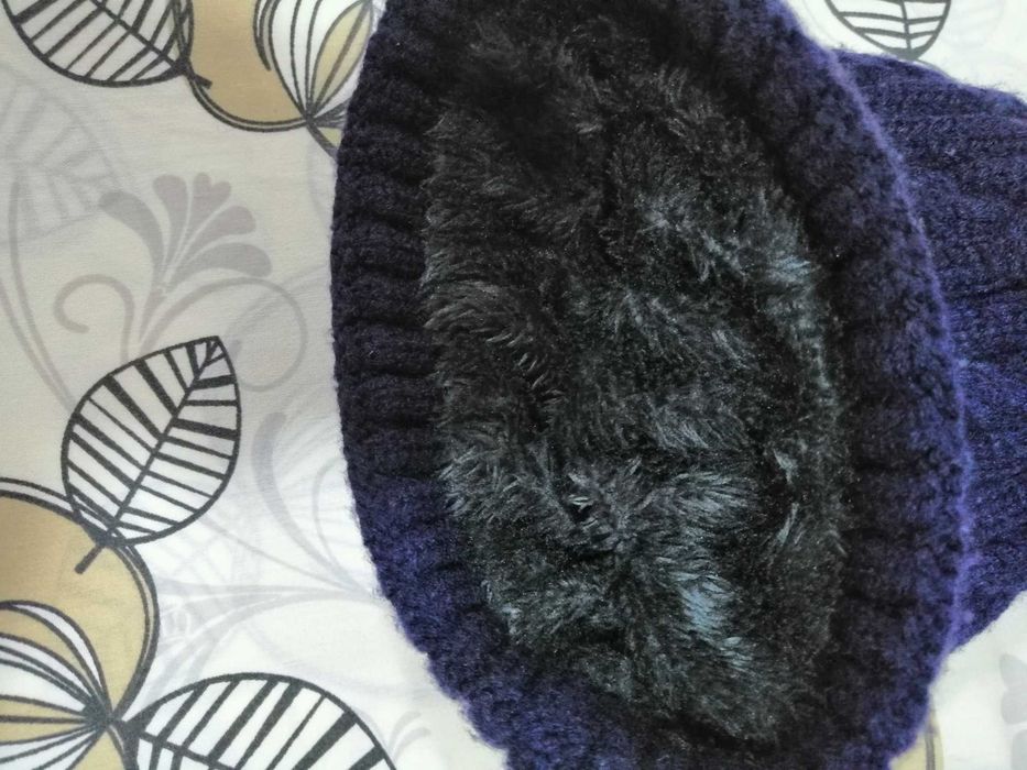 Gorro cardado, 52cm
