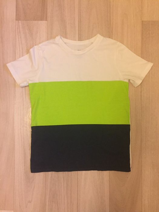 Фирменная футболка H&M 134-146см