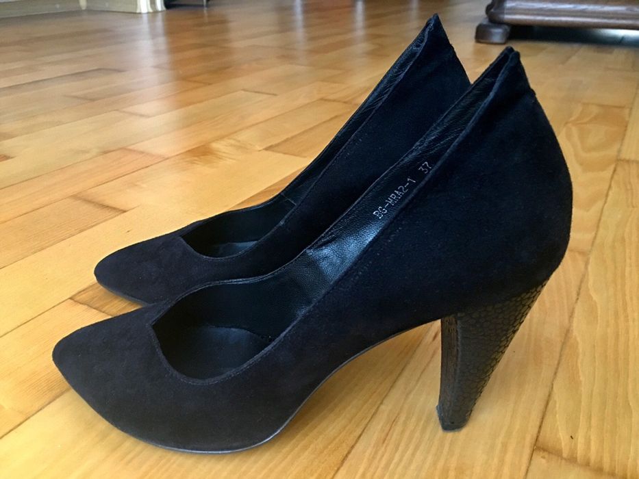 Замшеві туфлі Carlo Pazolini