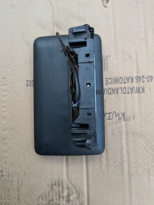 Екран навігації монітор a205 900 41 13 Mercedes w205