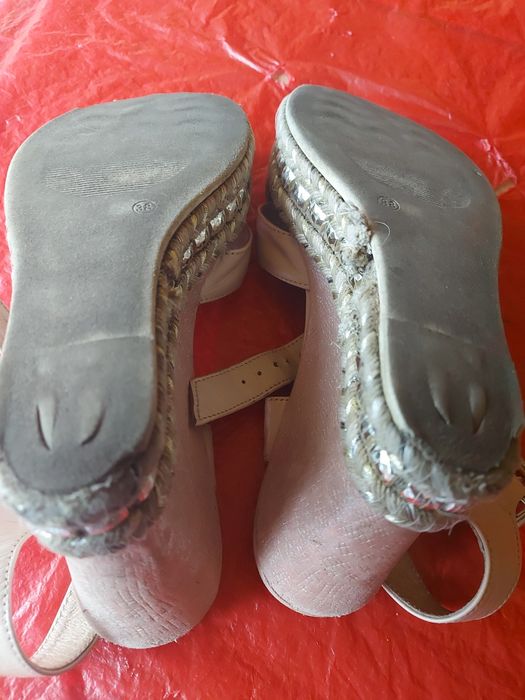 Sandałki na koturnie damskie rozmiar 38