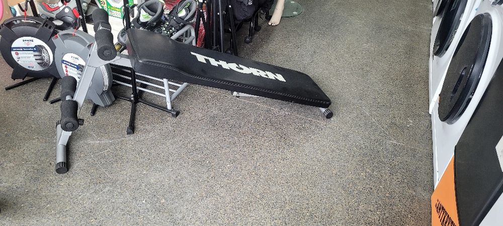 Ławeczka na Brzuszki 2 w jednym.