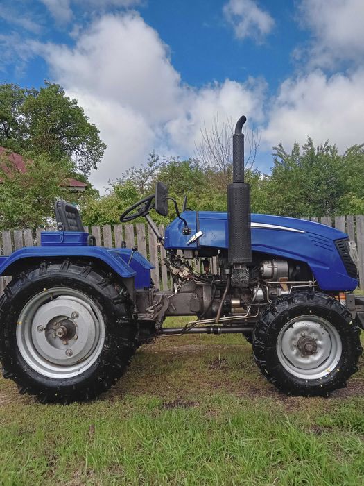 Трактор Сінтай 244hl