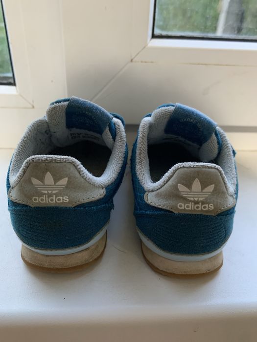 Детские кроссовки Adidas 22 р.