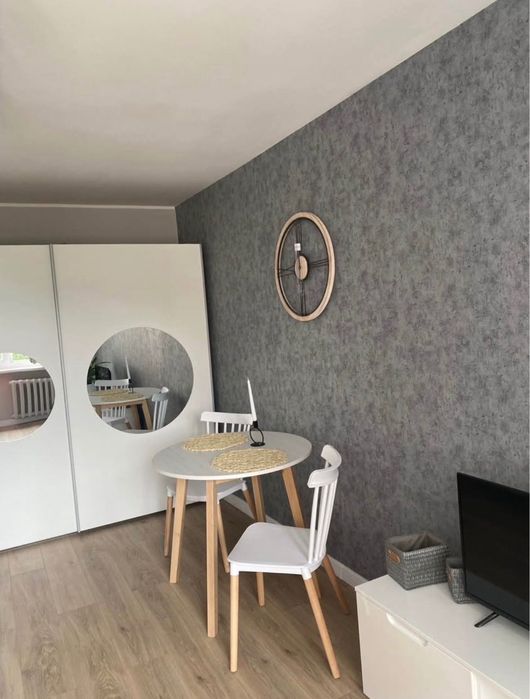 Wynajmę kawalerkę po remoncie - bezpośrednio!