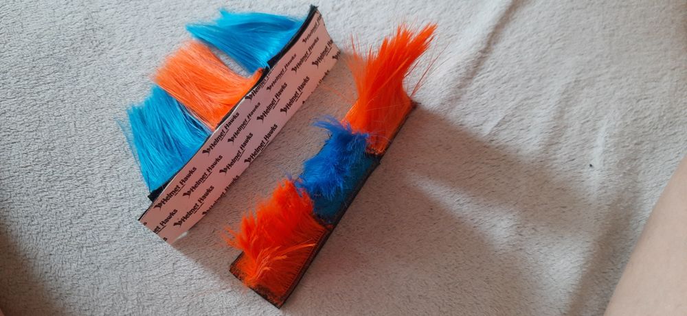 Иракез на мотошлем.