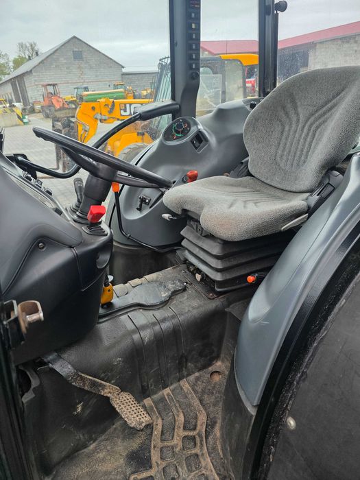 New Holland TN65F traktor ogrodniczy komunalny