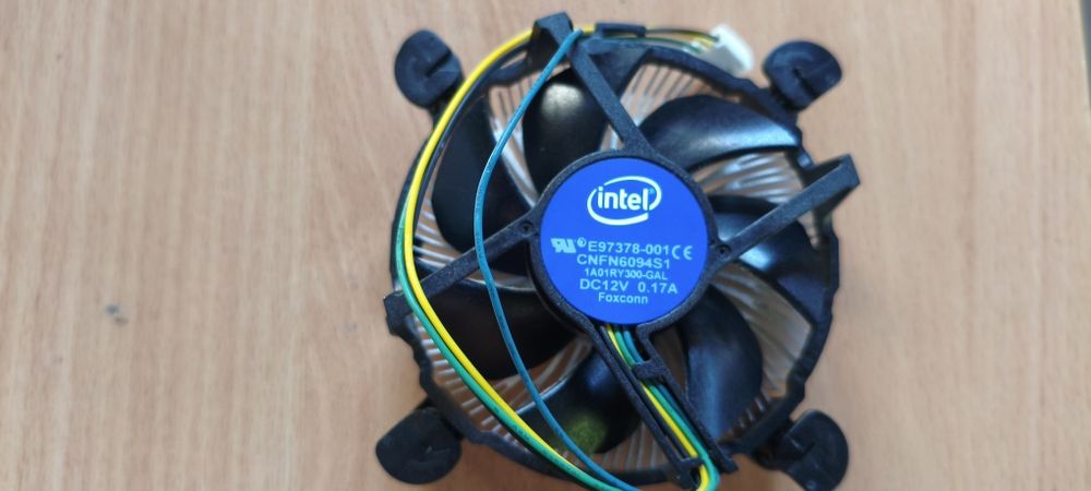 I5 4460 + chłodzenie ( BOX)