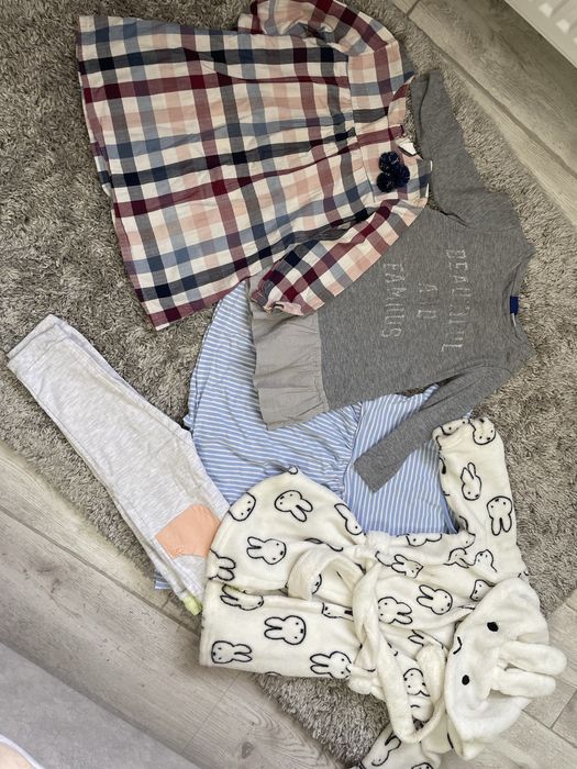 Одяг для дівчинки , курточки 80-86 см , 98-104 см