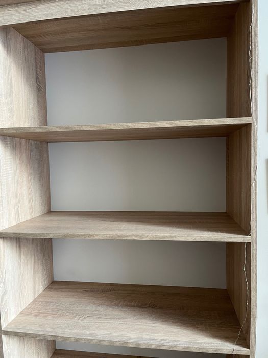 Шафа пенал з полками