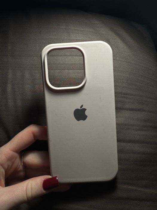 Чохли на 15 про