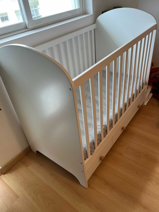 Berço IKEA GONATT + Colchão – Excelente estado!