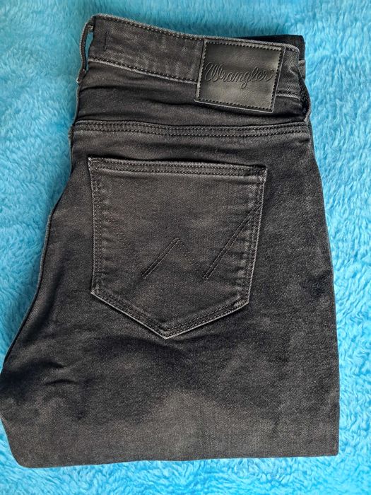 Spodnie jeansy Wrangler bootcut W28/L33