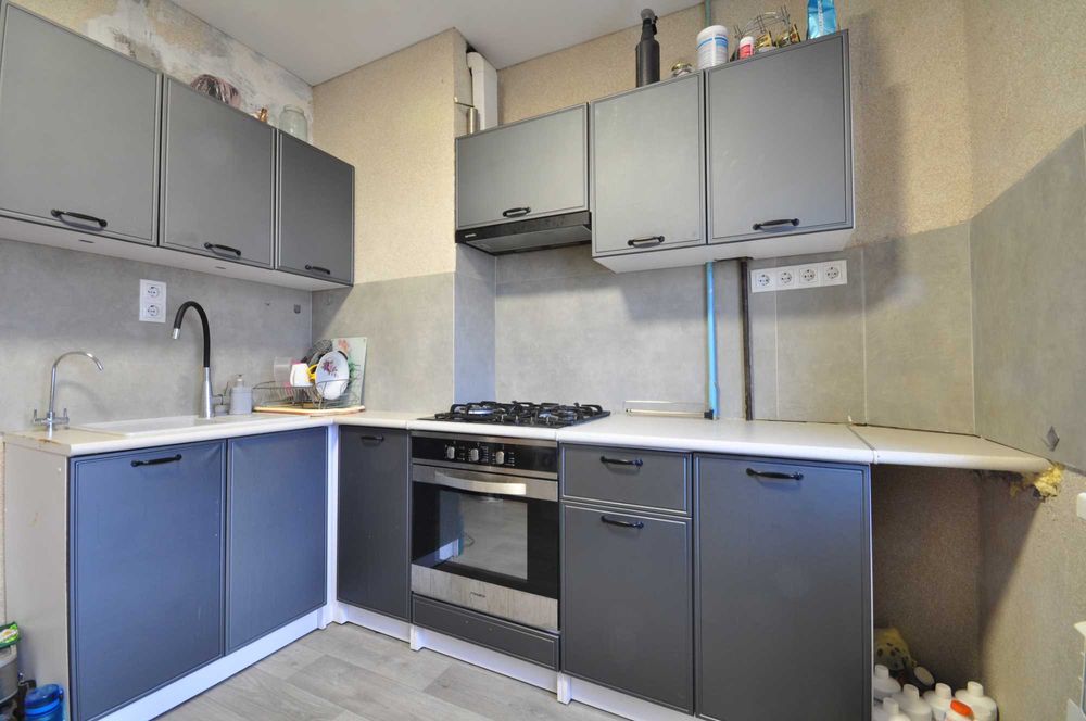 Без % Кімната в 3-кім. квартирі, 4 мкр-н. Реальна!