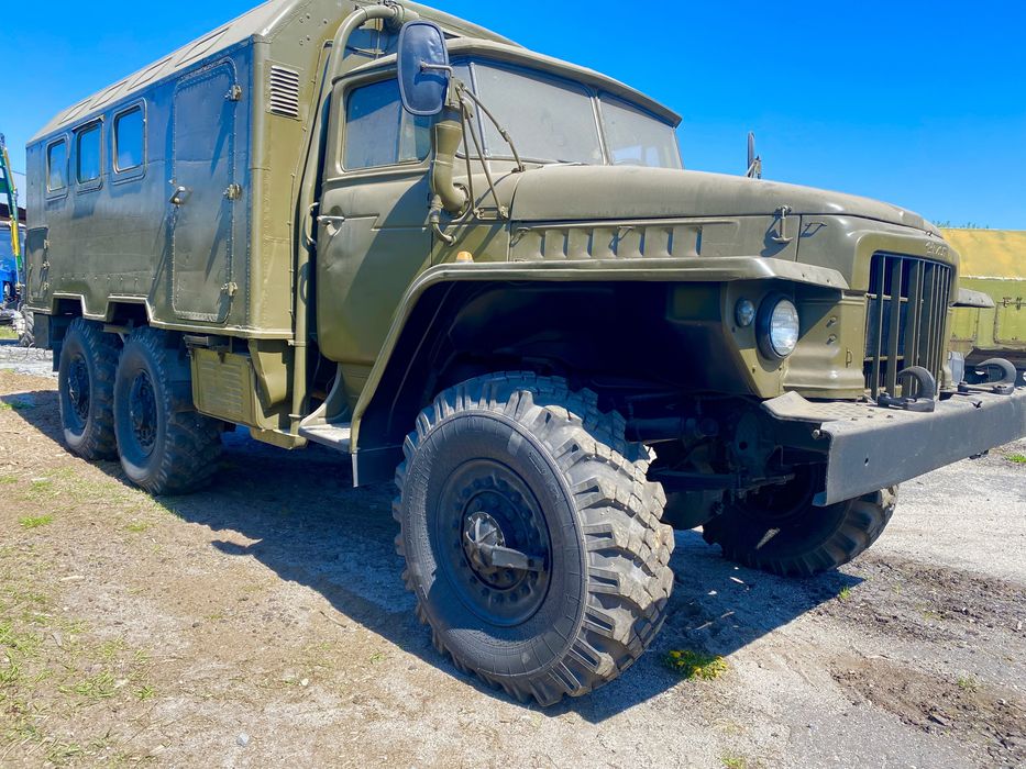 Урал 375 4320 шаси без кунга