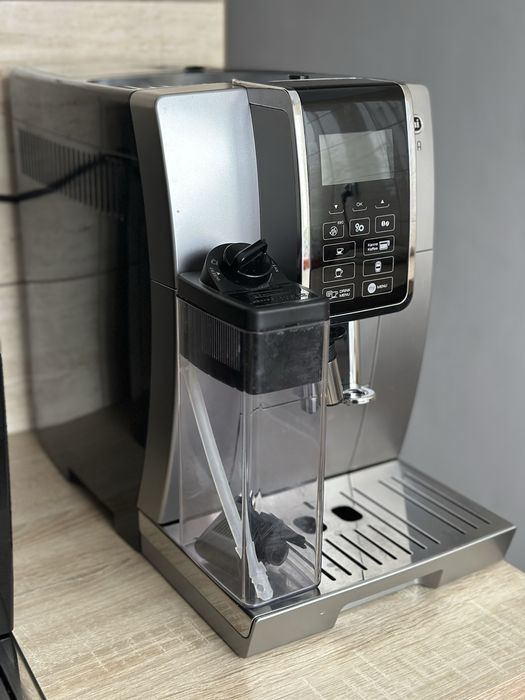 Кавомашина Delonghi Dinamica як нова кавомаолка Delonghi