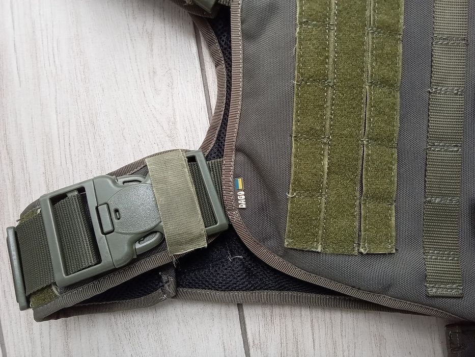 Плитоноска (олива)