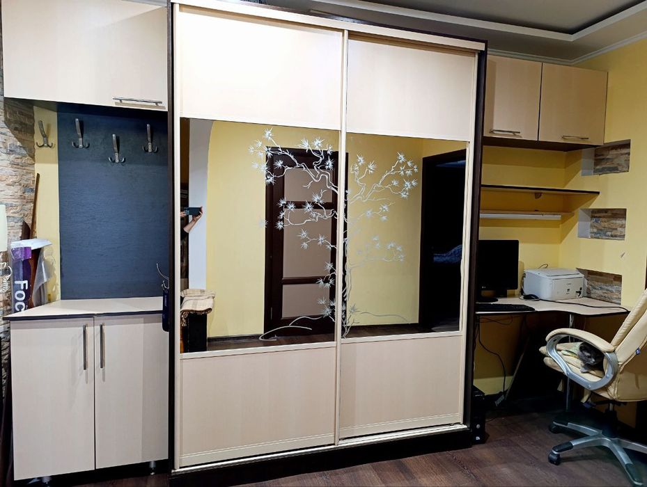 Прихожа вітальня