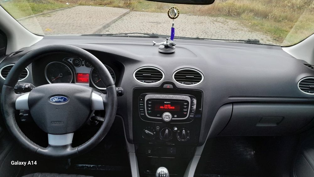 Продам  Ford Focus 2008