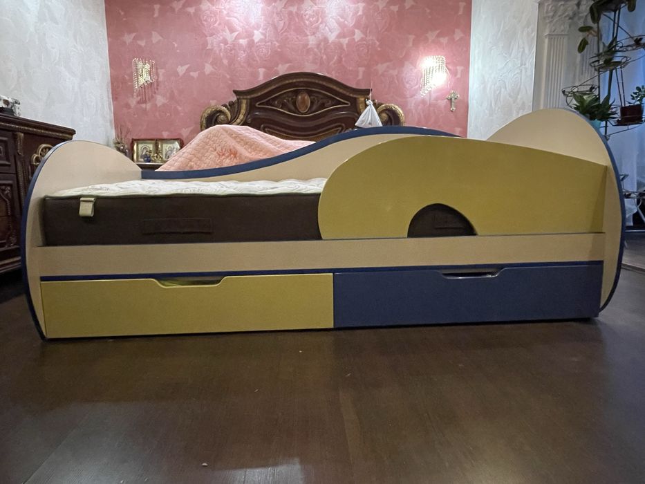 Ліжко дитяче+ матрас