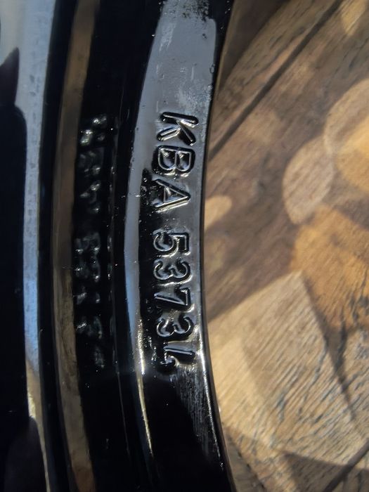 Komplet alufelg 6,5Jx17H2 DEZENT 5x112  Audi VW Skoda Mercedes