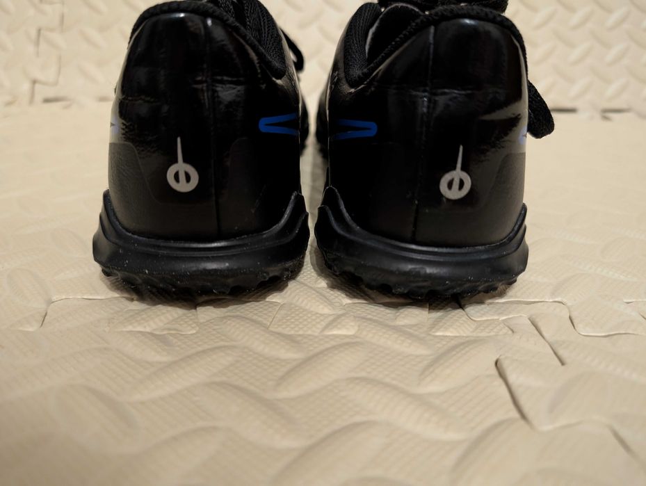 Сороконожки Nike JR LEGEND 10 CLUB TF, размер 36,5(22,5 см) 2023 год