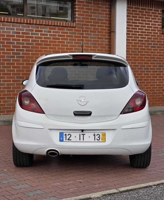 Opel Corsa D 1.2  75cv  Black Edition