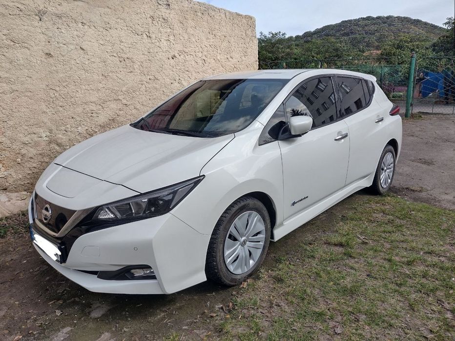 Nissan leaf електричка