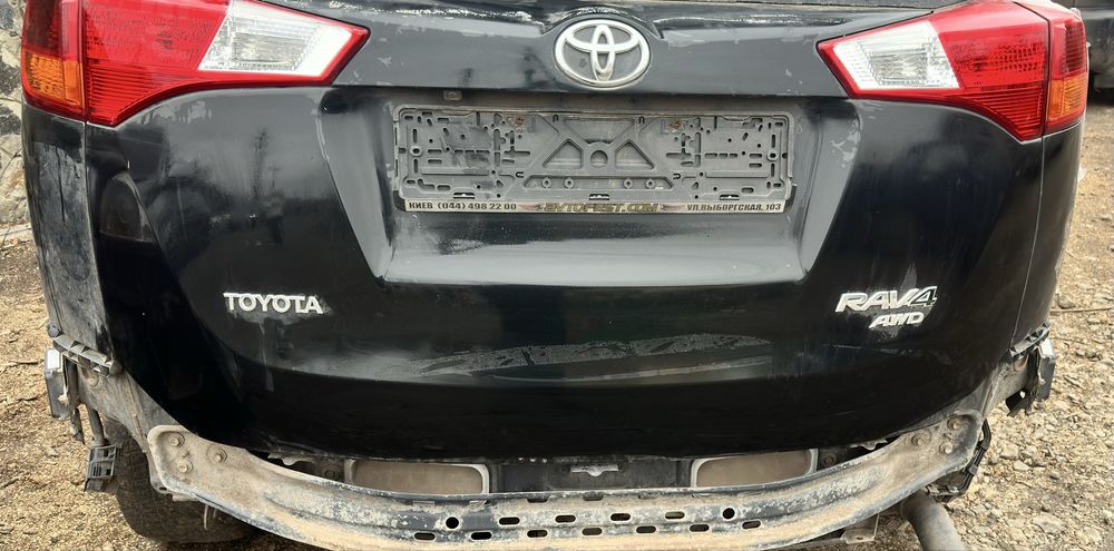 Продам задню ляду (кришку багажника) для Toyota Rav4 2015-2019