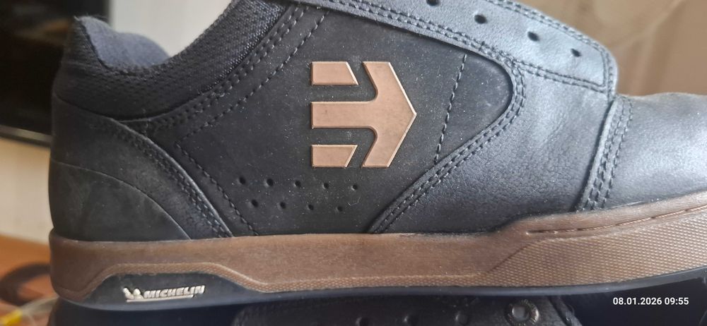 Buty rowerowe ETNIES Camber Crank rozm. 45,5 bardzo mało używane