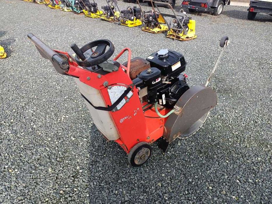 Przecinarka jezdna piła beton asfalt HUSQVARNA FS 400 LV nr.929 wolf
