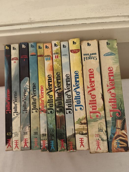 Lote 11 livros Júlio Verne — Coleção Livros de Bolso Europa-América