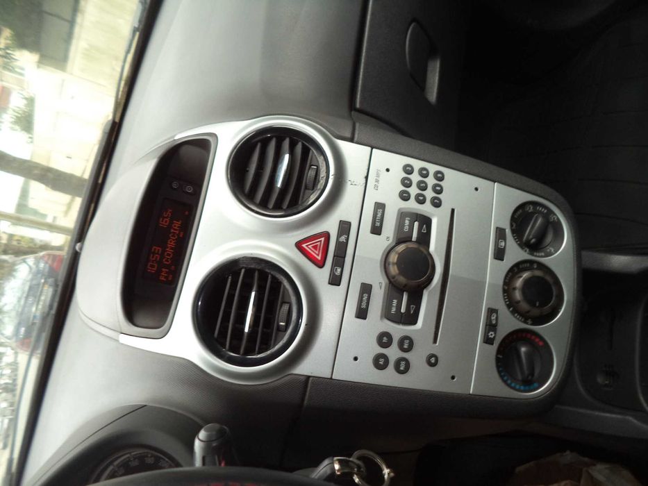 OPEL  CORSA 1.3 TDI -2010