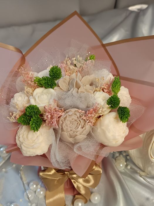 Bukiet z wosku sojowego