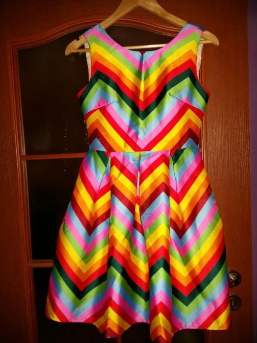 Sukienka bombka r. 34