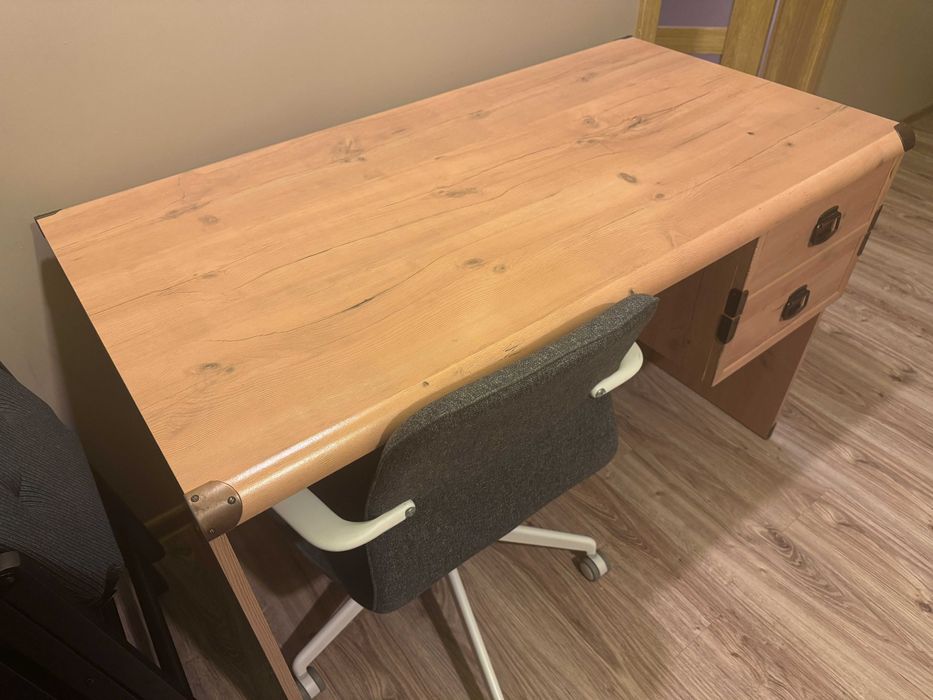 Zestaw mebli dla dziecka/nastolatka