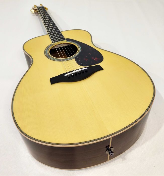 Yamaha LS16 ARE (All solid)