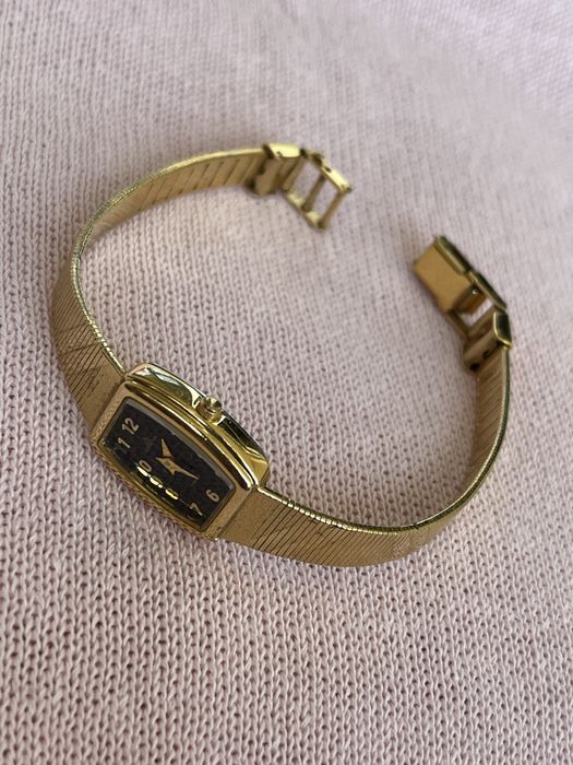 Часы женские