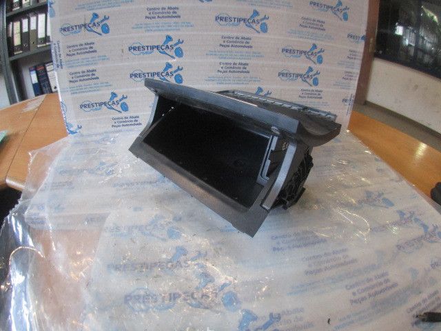 Cinzeiro VOLKSWAGEN Golf VII (5G1, BQ1, BE1, BE2)